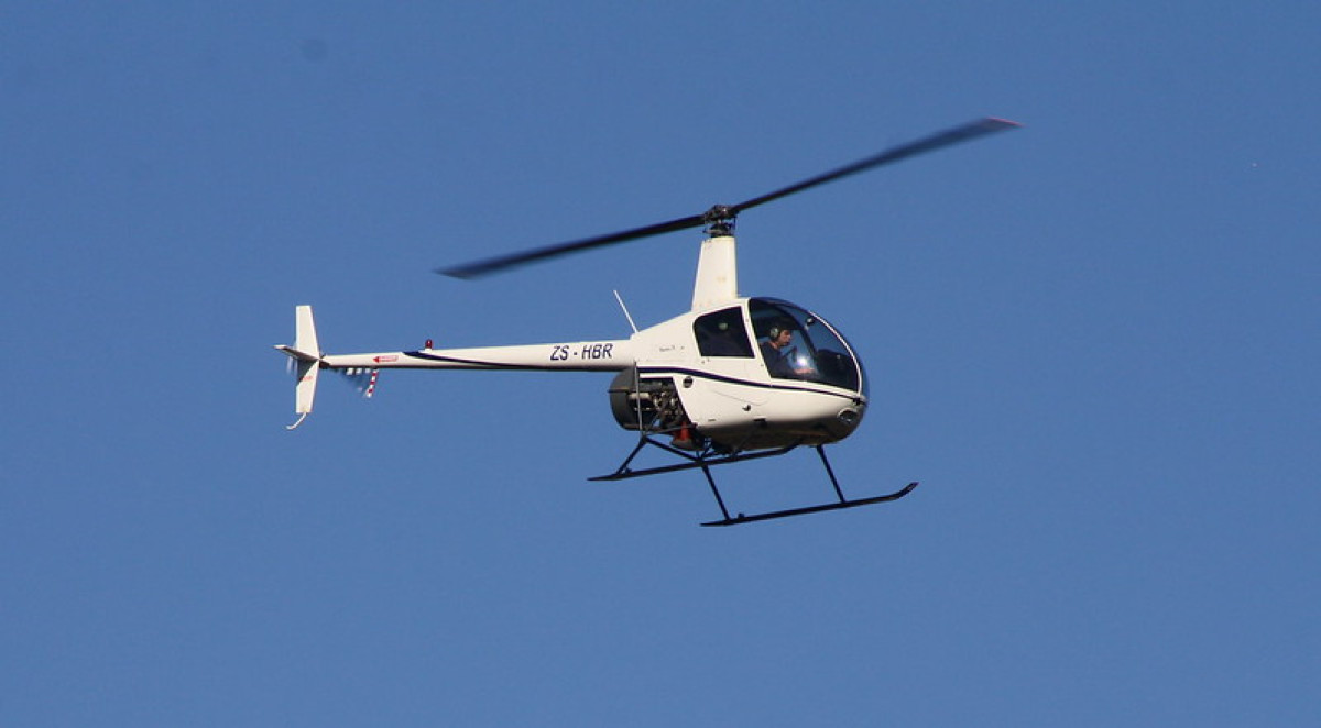 Helicopter R22 Fire Kreindler Following Fatal Midair Collision Between a Robinson R22 ...